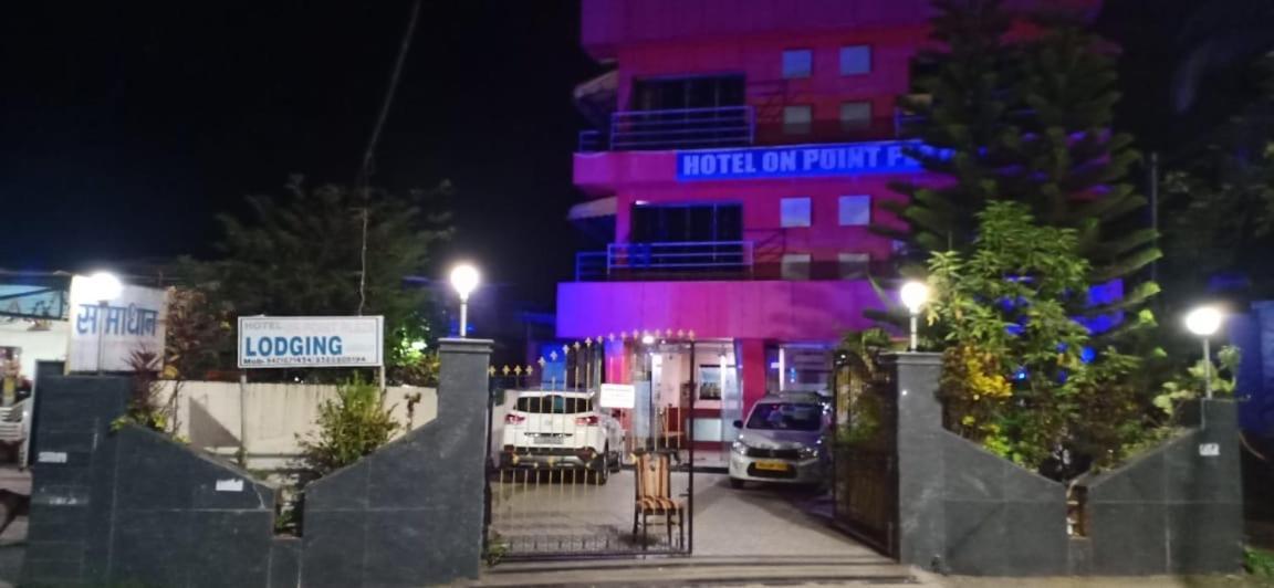 Bed and Breakfast On Point Plaza Murūd Exterior foto