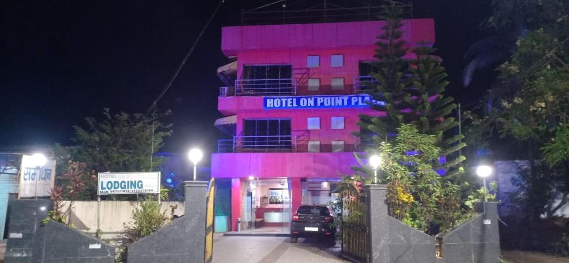 Bed and Breakfast On Point Plaza Murūd Exterior foto